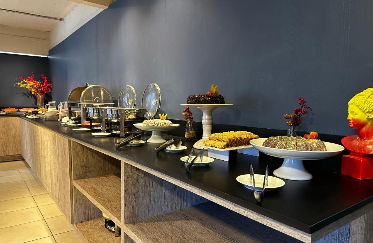 קנלה Luzzy Hotel מראה חיצוני תמונה