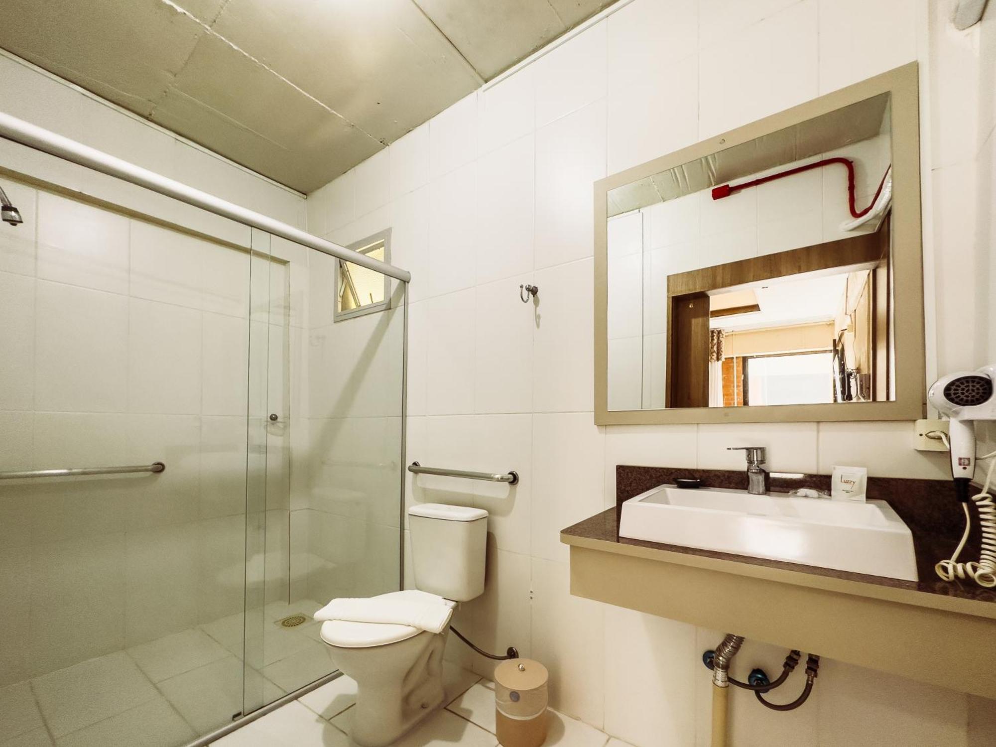 קנלה Luzzy Hotel מראה חיצוני תמונה
